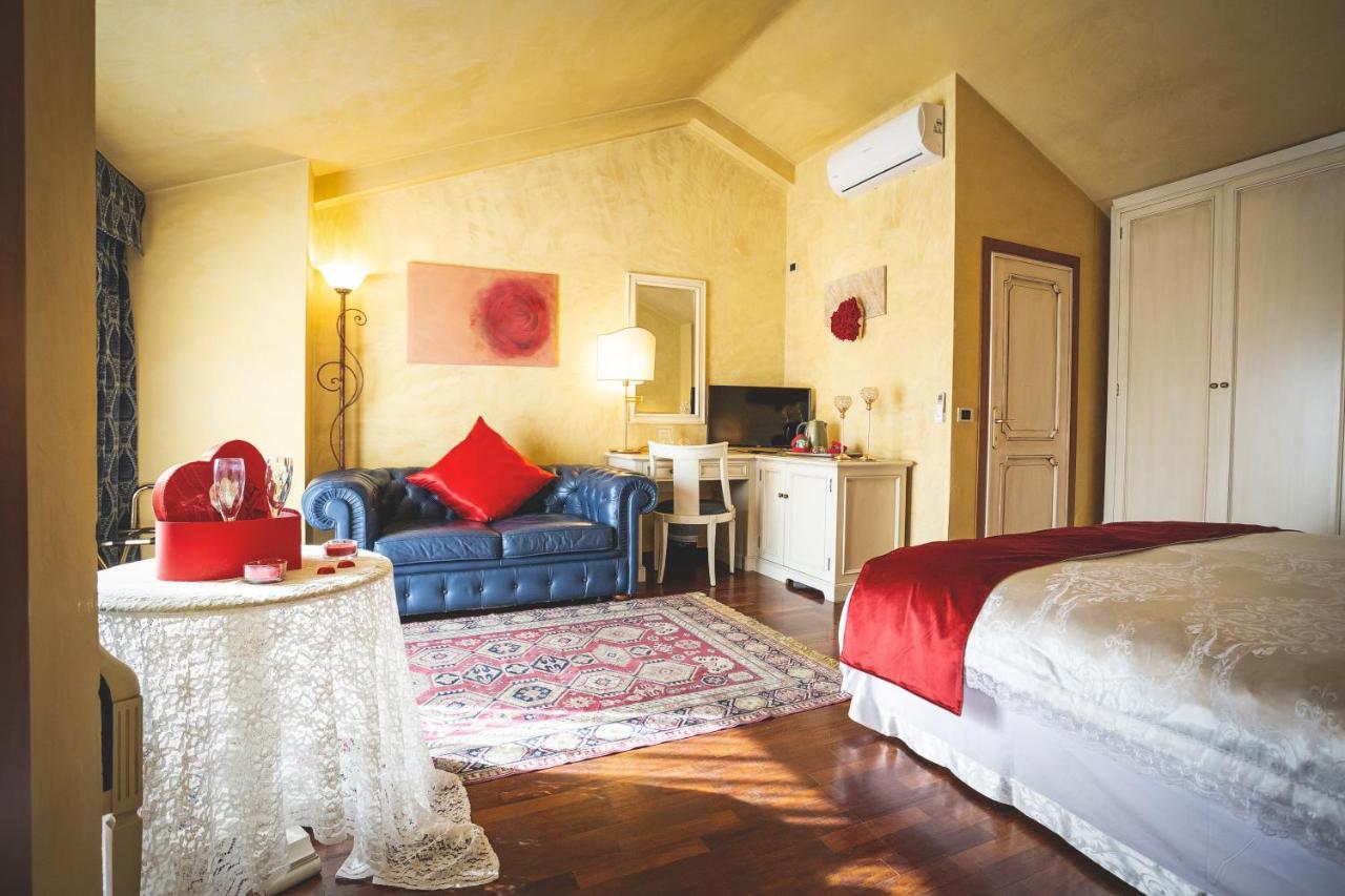 Hotel Posta Cecina  Bagian luar foto