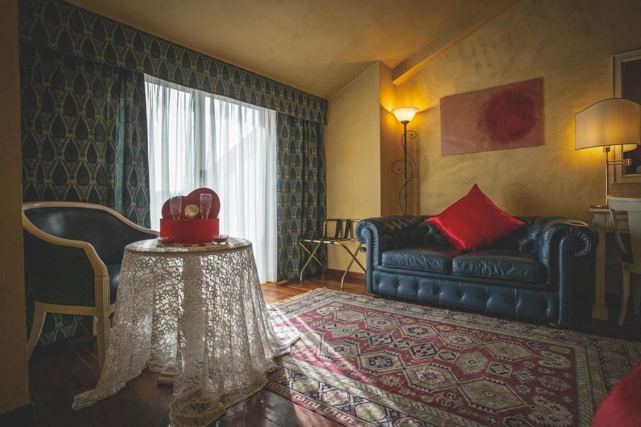 Hotel Posta Cecina  Bagian luar foto