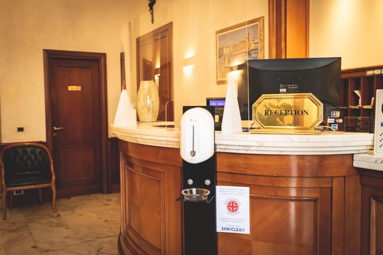 Hotel Posta Cecina  Bagian luar foto